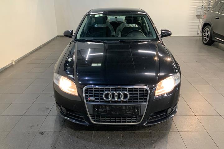 Sort Audi A4 fra 2007