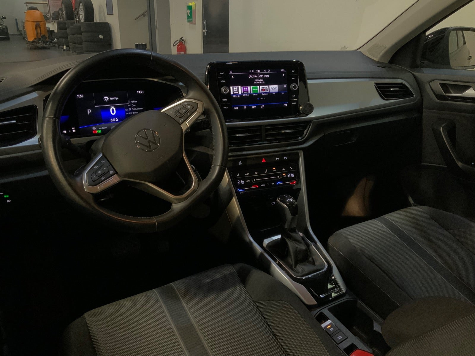 Sort VW T-Roc fra 2022