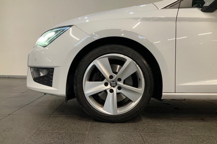 Hvid Seat Leon fra 2016