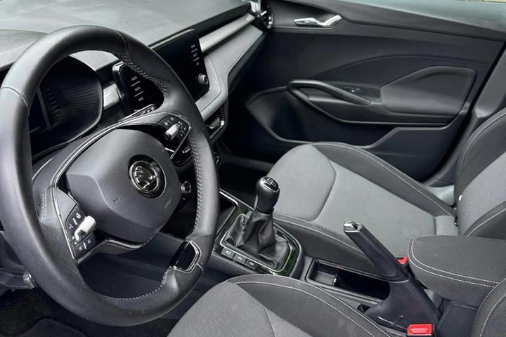 Sort Skoda Fabia fra 2023