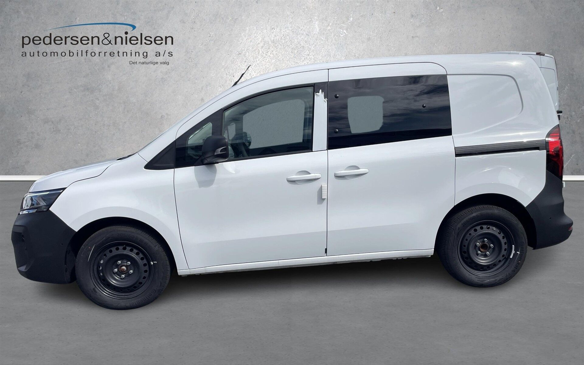 Hvid Nissan Townstar fra 2026