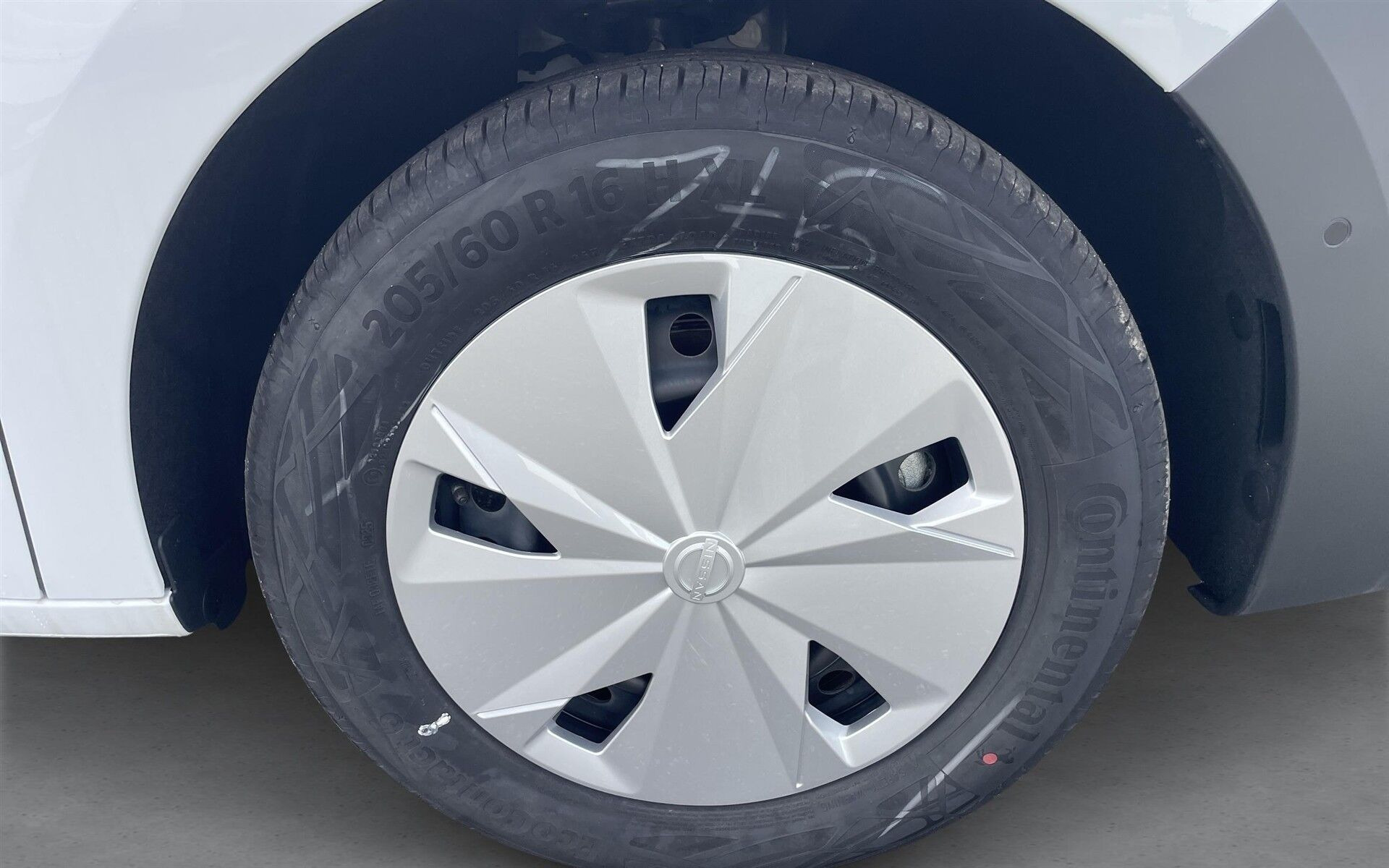 Hvid Nissan Townstar fra 2026