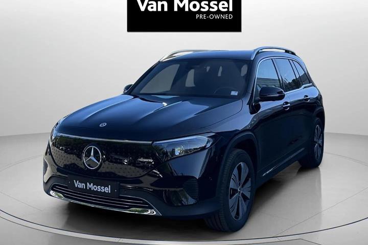 Sort Mercedes EQB 250+ fra 2025