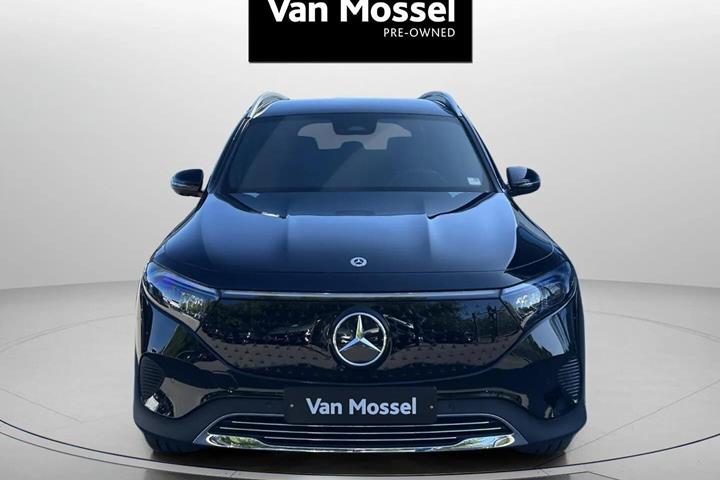 Sort Mercedes EQB 250+ fra 2025