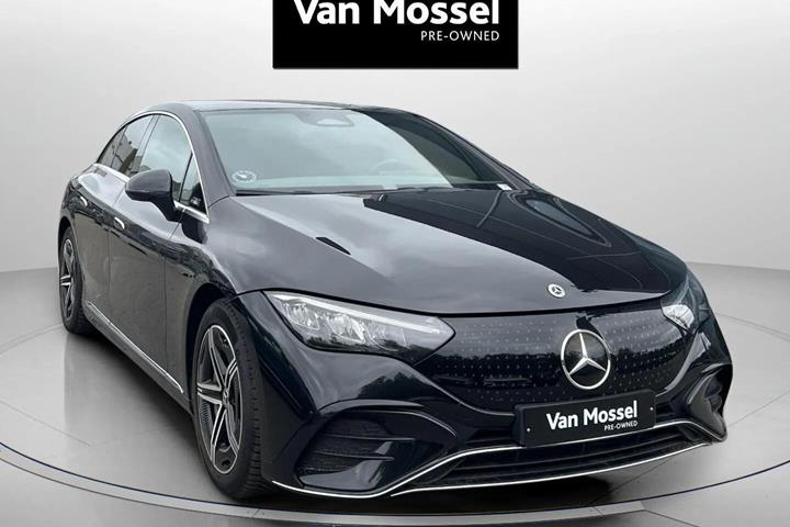 Grå Mercedes EQE 350 fra 2023