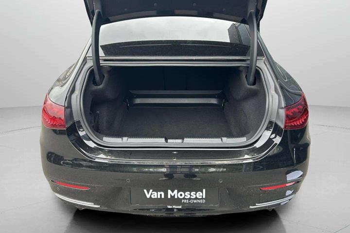 Grå Mercedes EQE 350 fra 2023