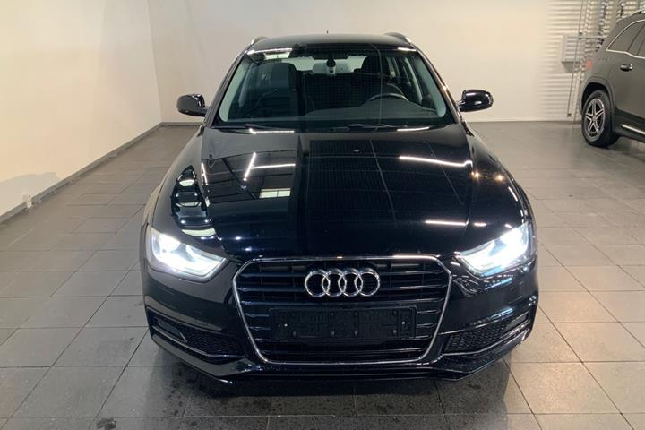 Sort Audi A4 fra 2014