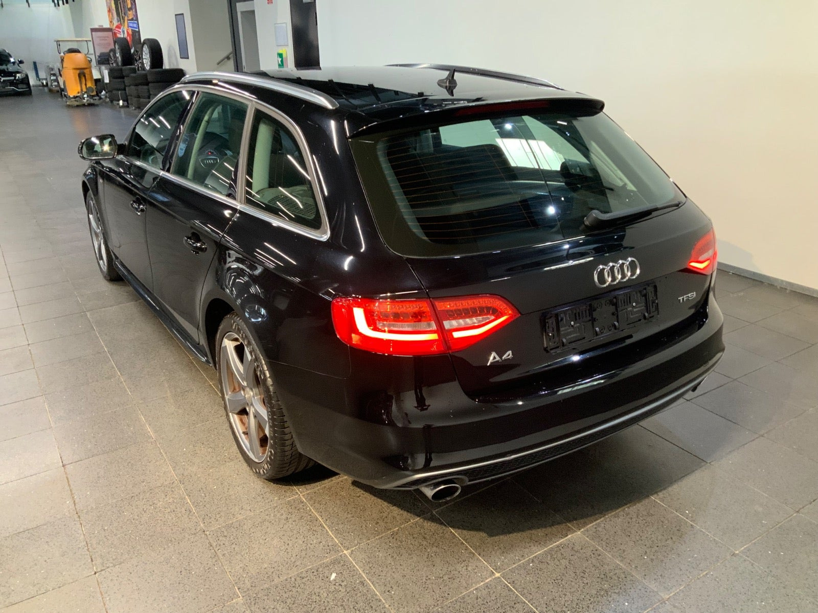 Sort Audi A4 fra 2014