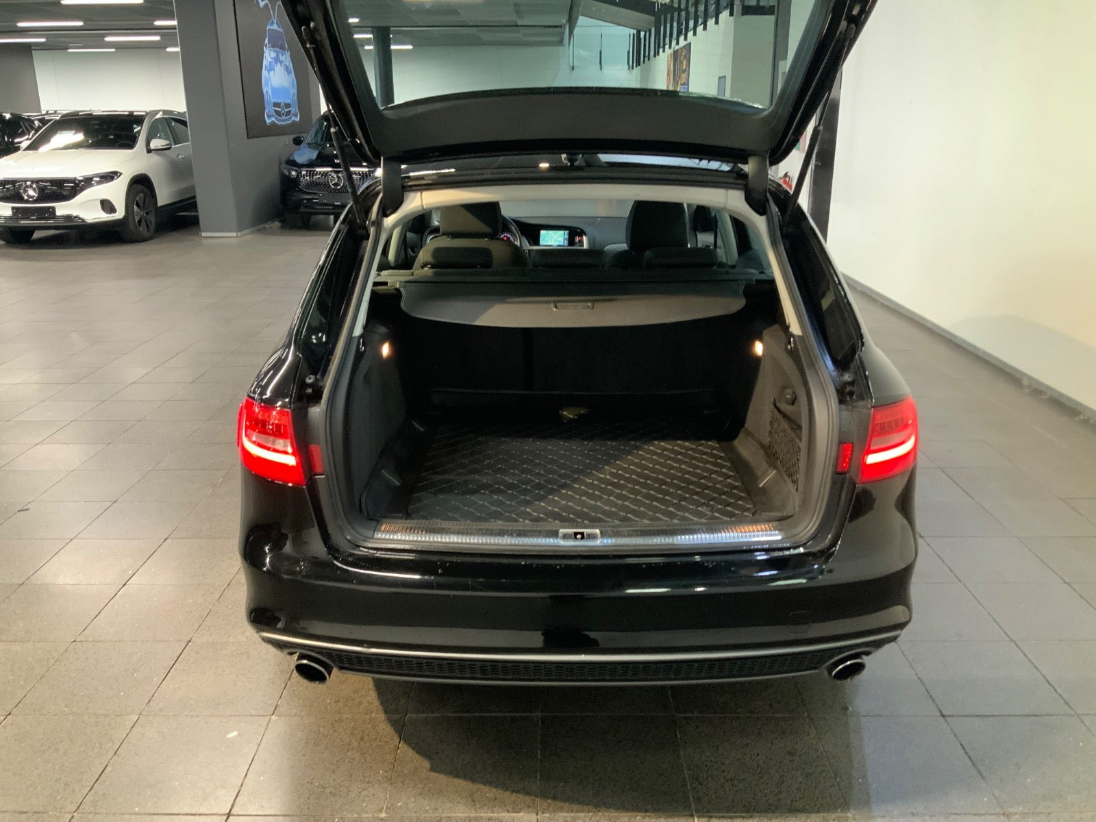 Sort Audi A4 fra 2014