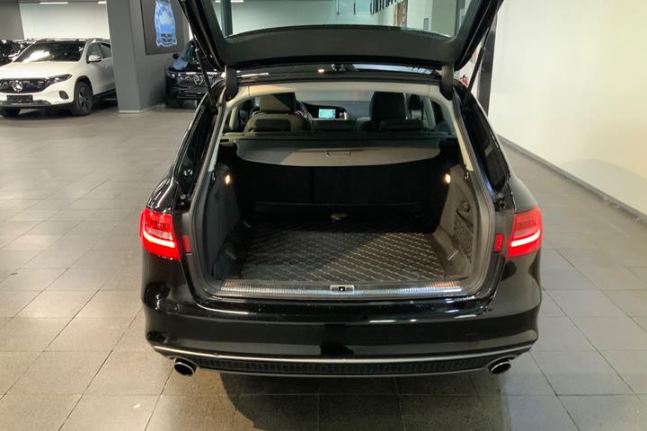 Sort Audi A4 fra 2014