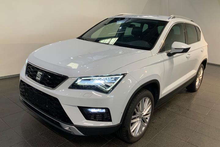 Hvid Seat Ateca fra 2019 set udefra