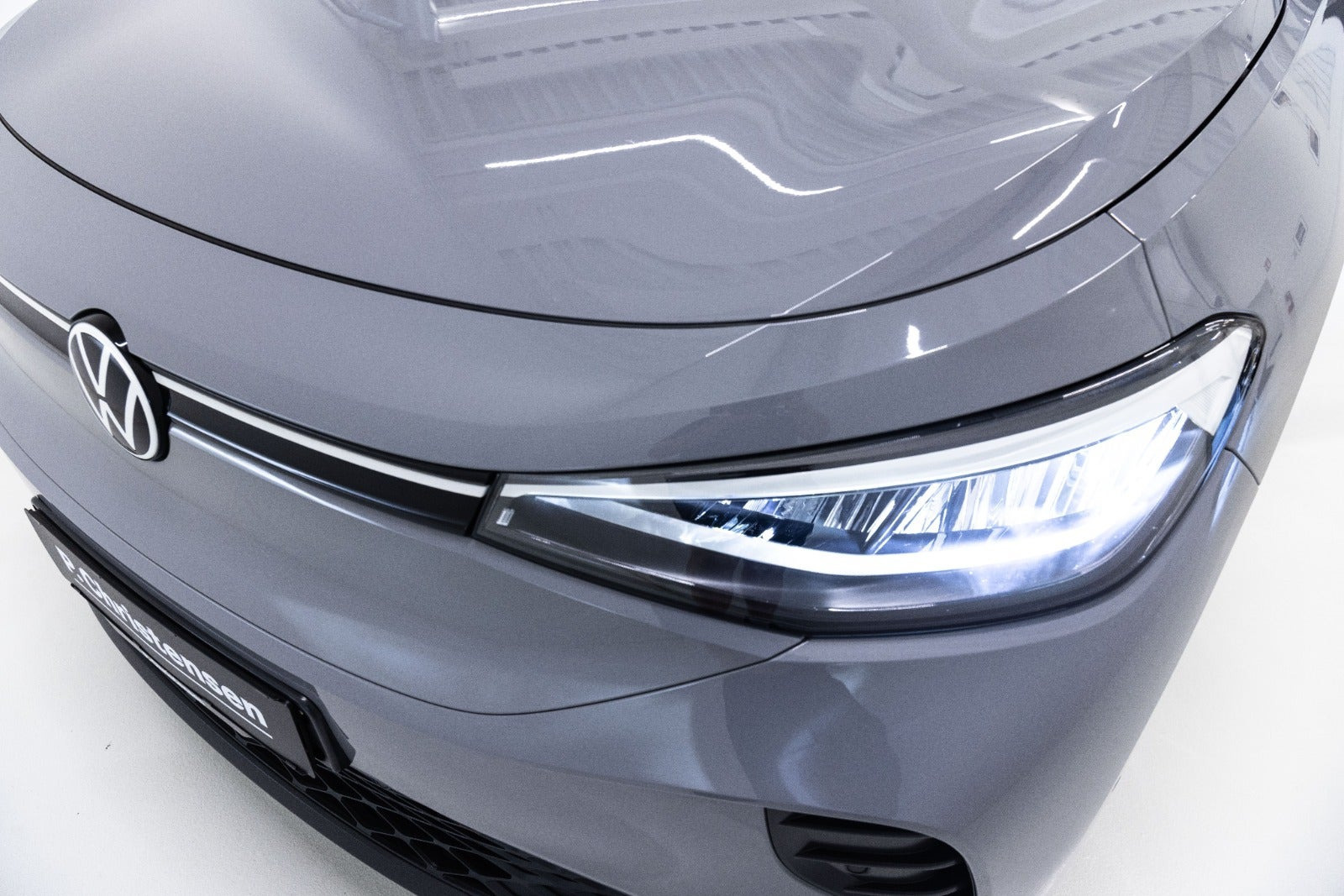Grå VW ID.4 fra 2023
