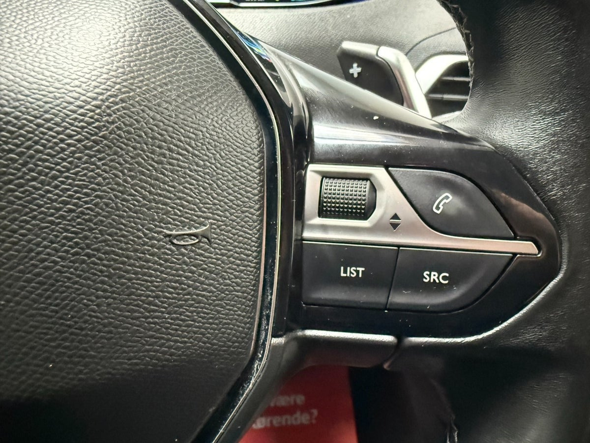 Sort Peugeot 3008 fra 2021