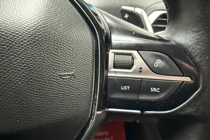 Sort Peugeot 3008 fra 2021