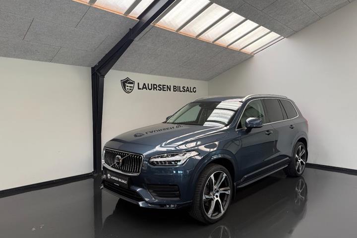 Blå Volvo XC90 fra 2020