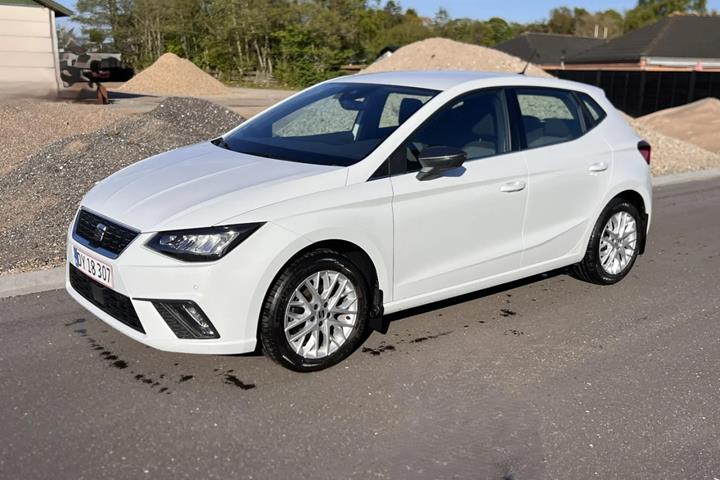Hvid Seat Ibiza fra 2022