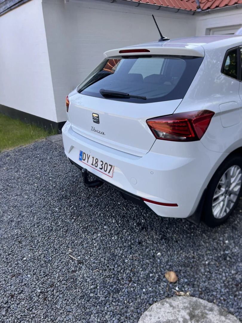 Hvid Seat Ibiza fra 2022