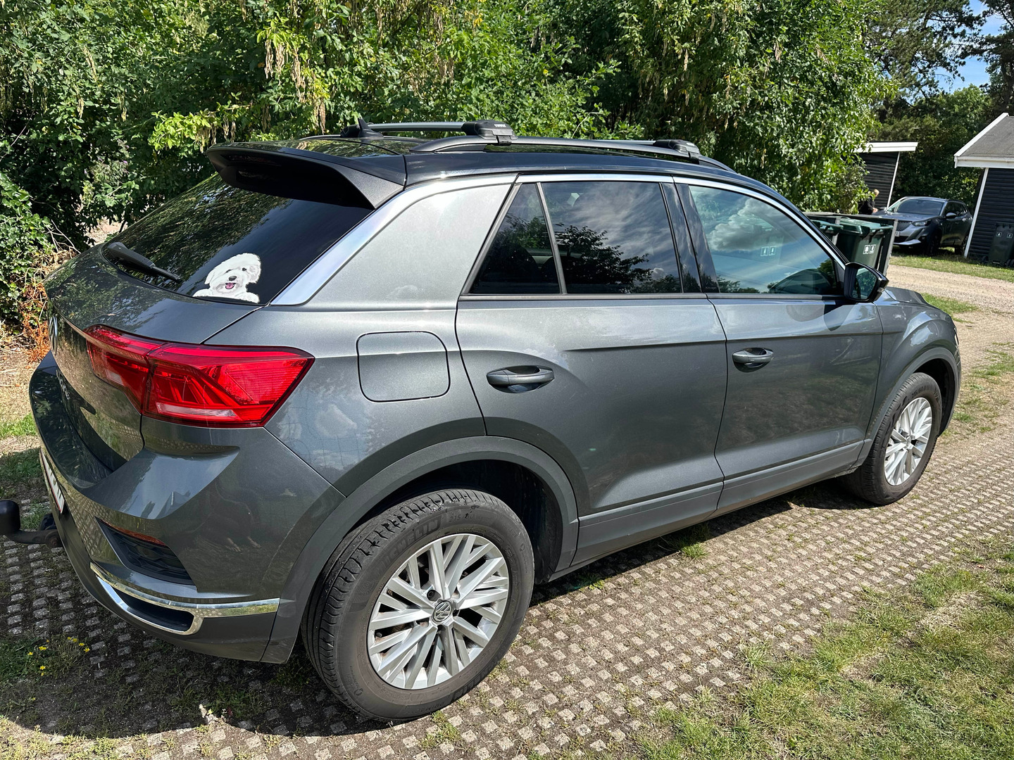 Grå VW T-Roc fra 2020