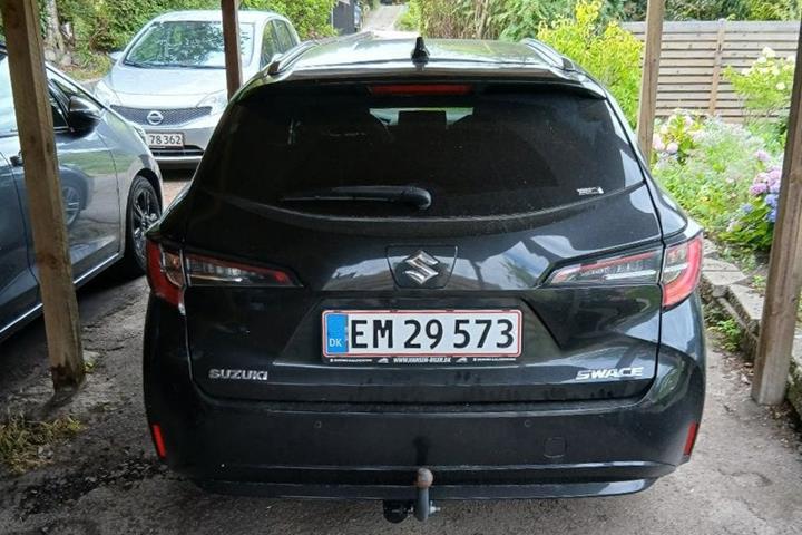 Sort Suzuki Swace fra 2020