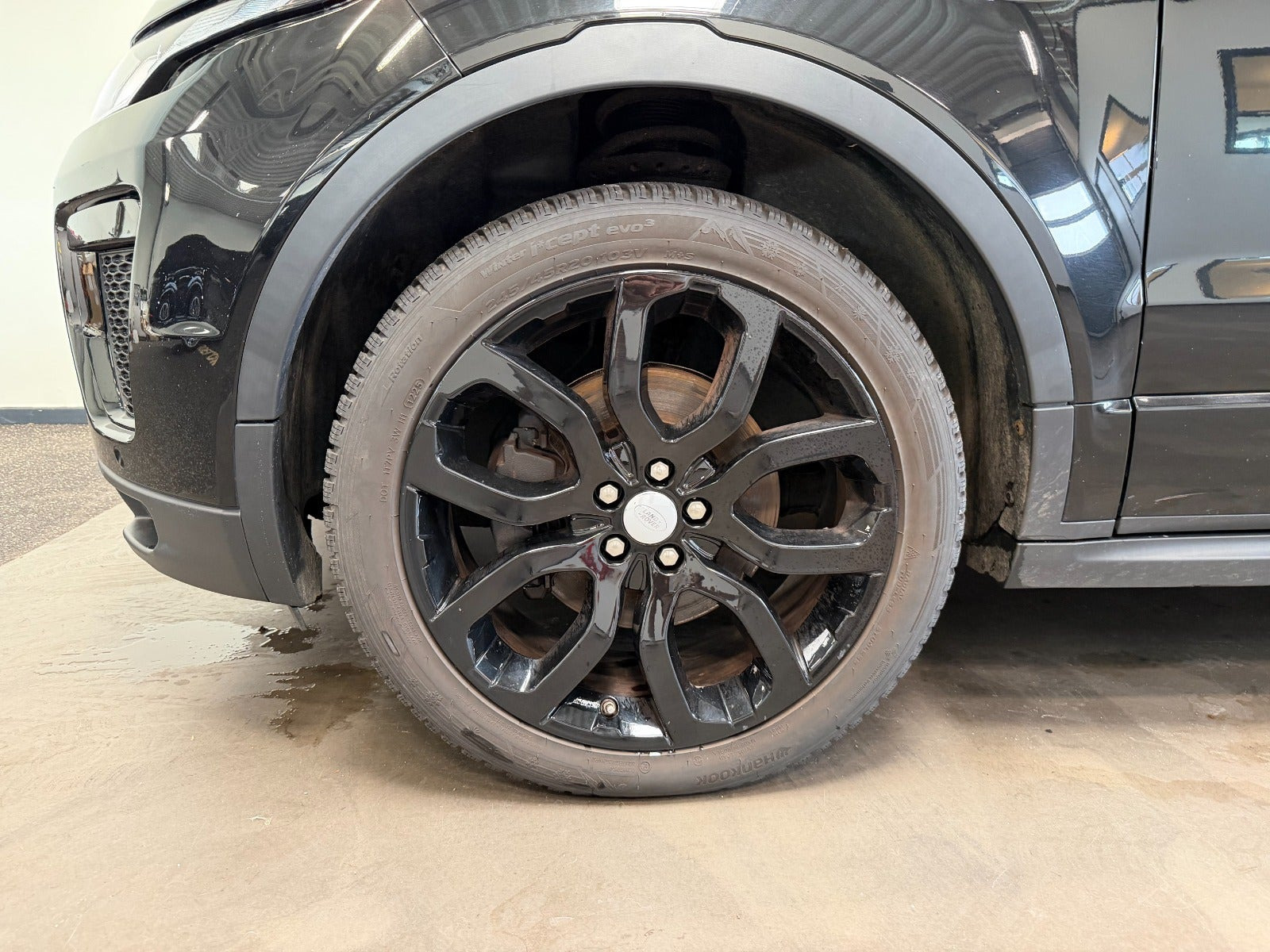 Sort Land Rover Range Rover evoque fra 2018