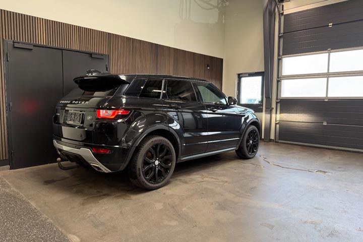 Sort Land Rover Range Rover evoque fra 2018
