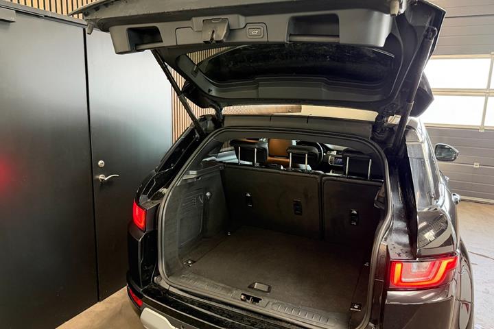 Sort Land Rover Range Rover evoque fra 2018