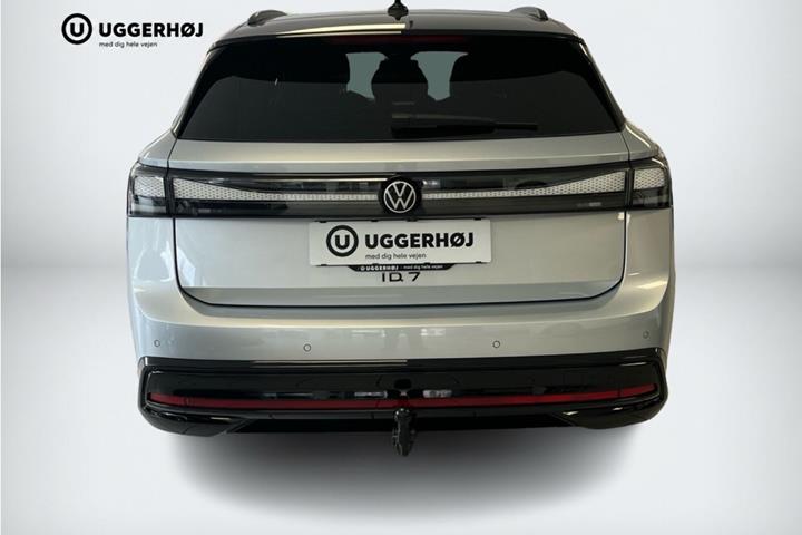 Sølv VW ID.7 fra 2026