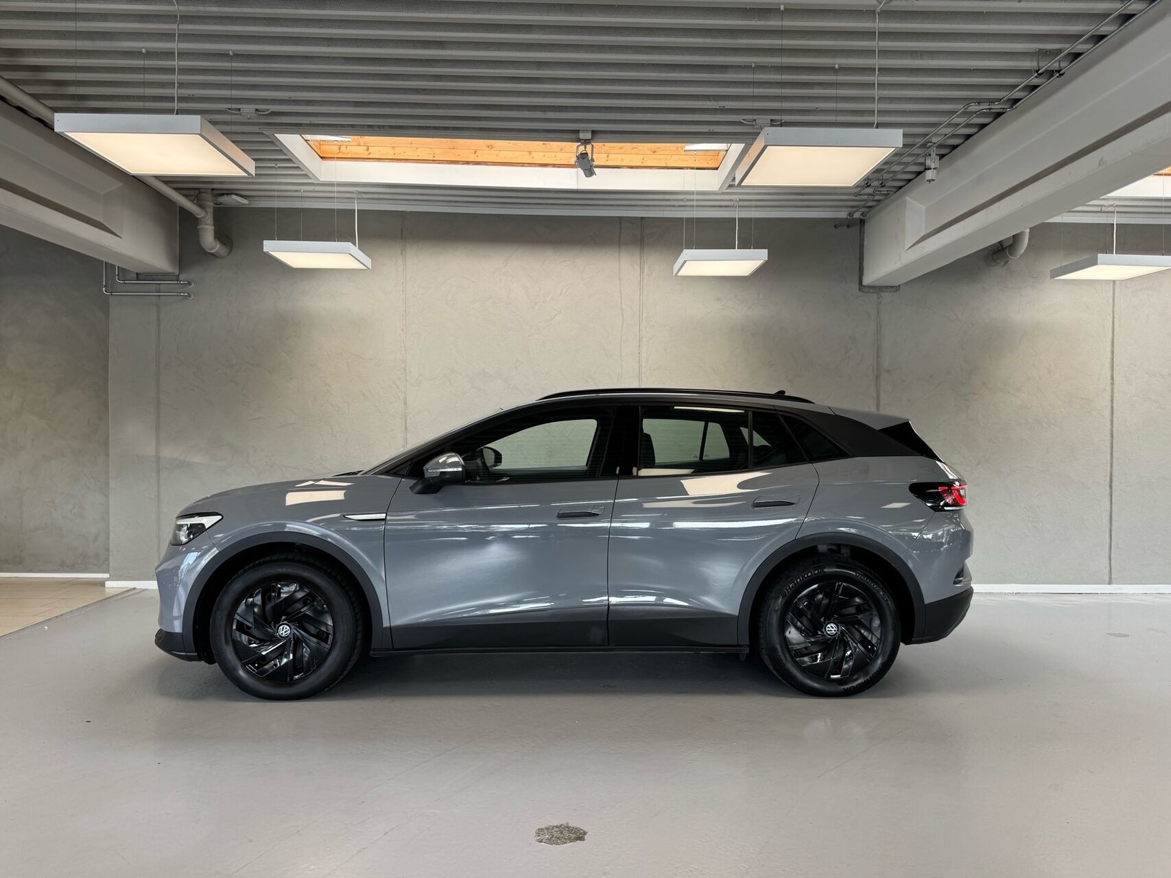 Grå VW ID.4 fra 2022