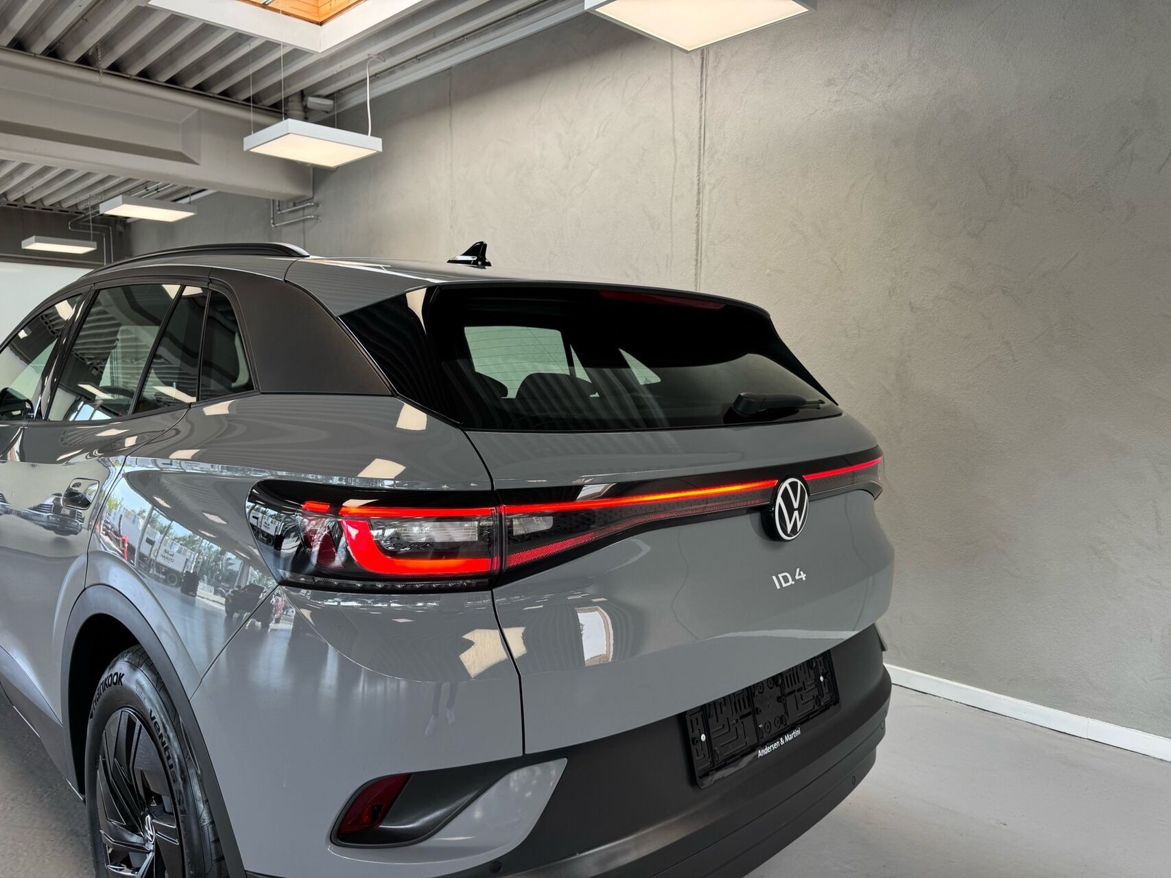 Grå VW ID.4 fra 2022