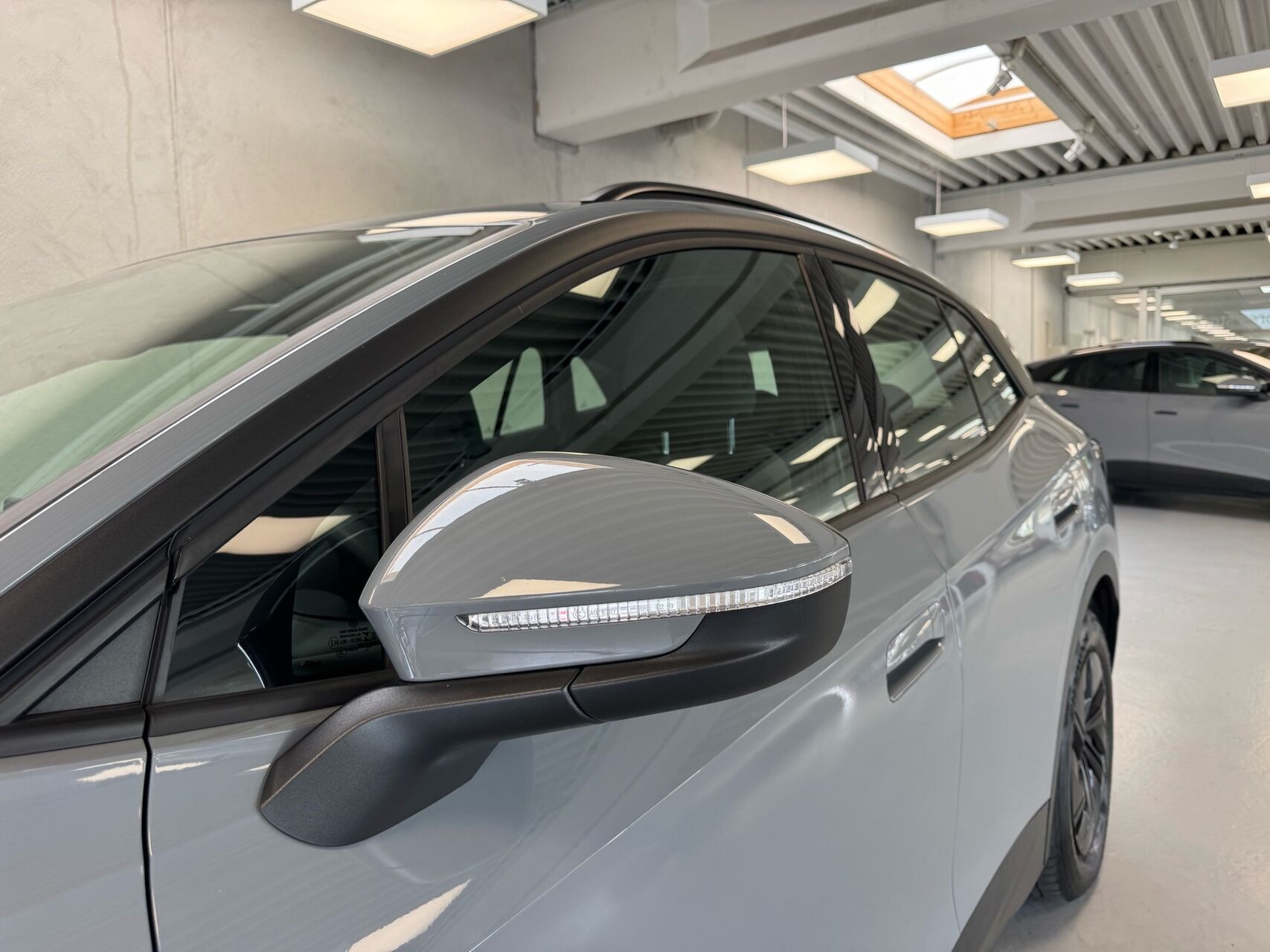 Grå VW ID.4 fra 2022