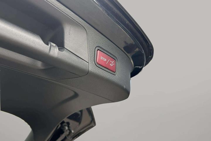 Sort Mercedes EQA 250+ fra 2025