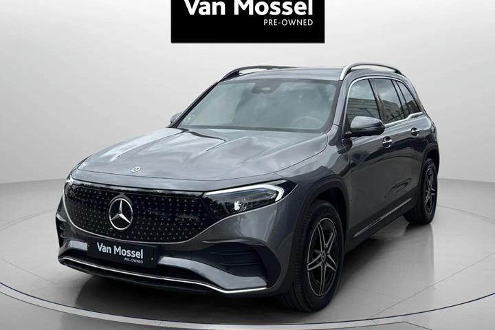 Grå Mercedes EQB 250+ fra 2025