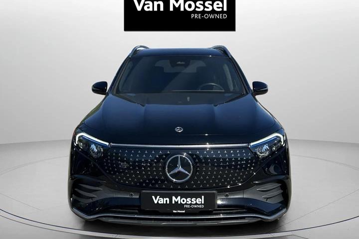 Sort Mercedes EQB 250+ fra 2024