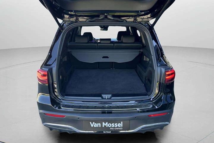 Sort Mercedes EQB 250+ fra 2024