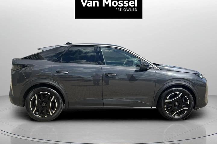 Grå Peugeot e-3008 fra 2025