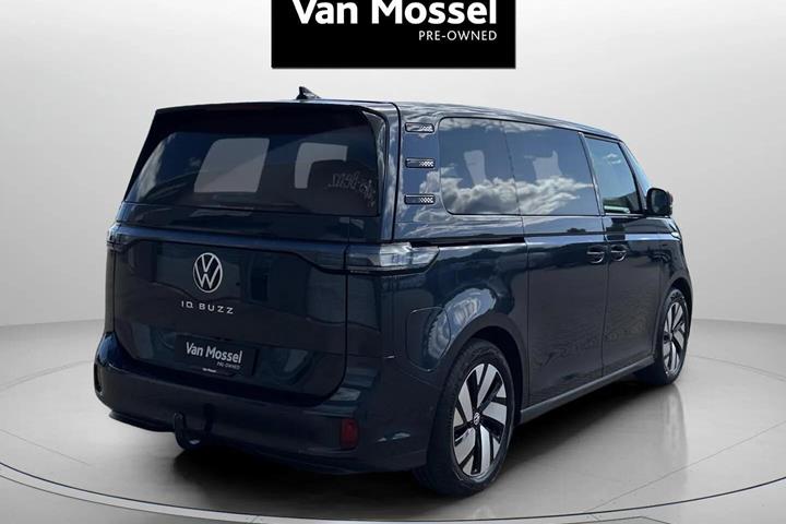 Blå VW ID.Buzz fra 2023