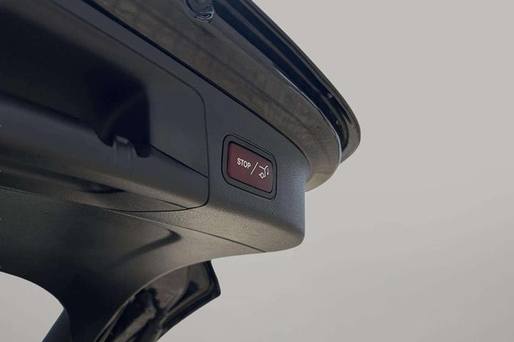 Sort Mercedes EQA 250+ fra 2024