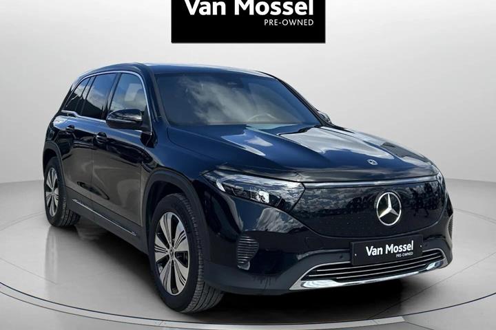 Sort Mercedes EQB 250+ fra 2024