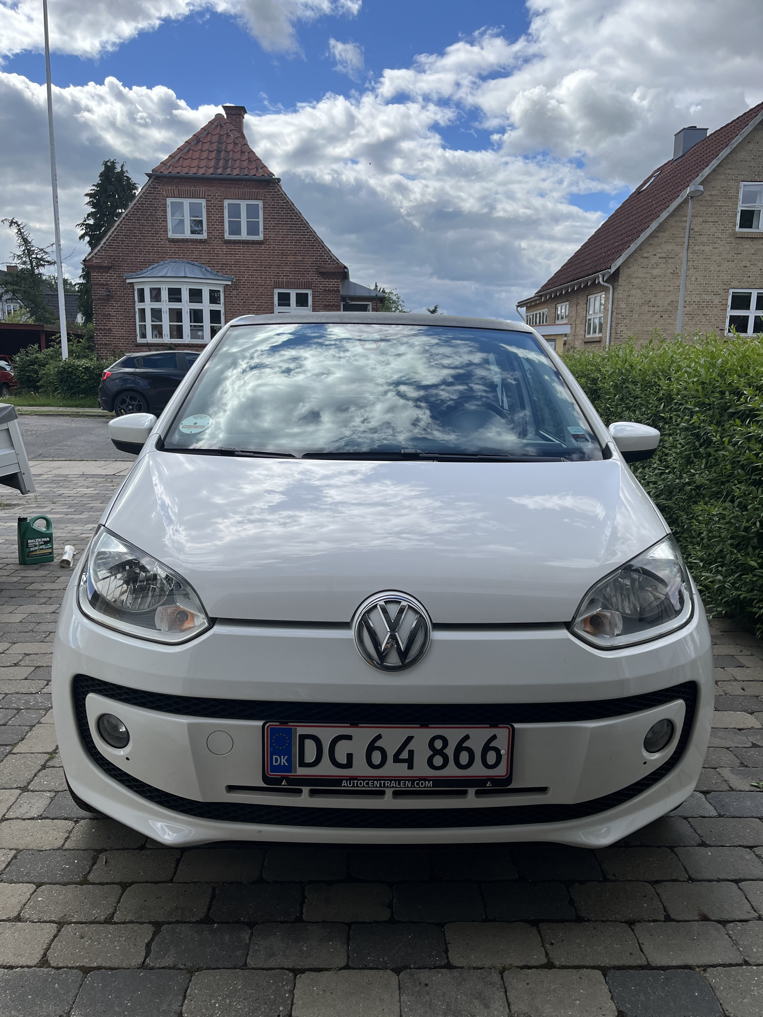 Hvid VW UP! fra 2014