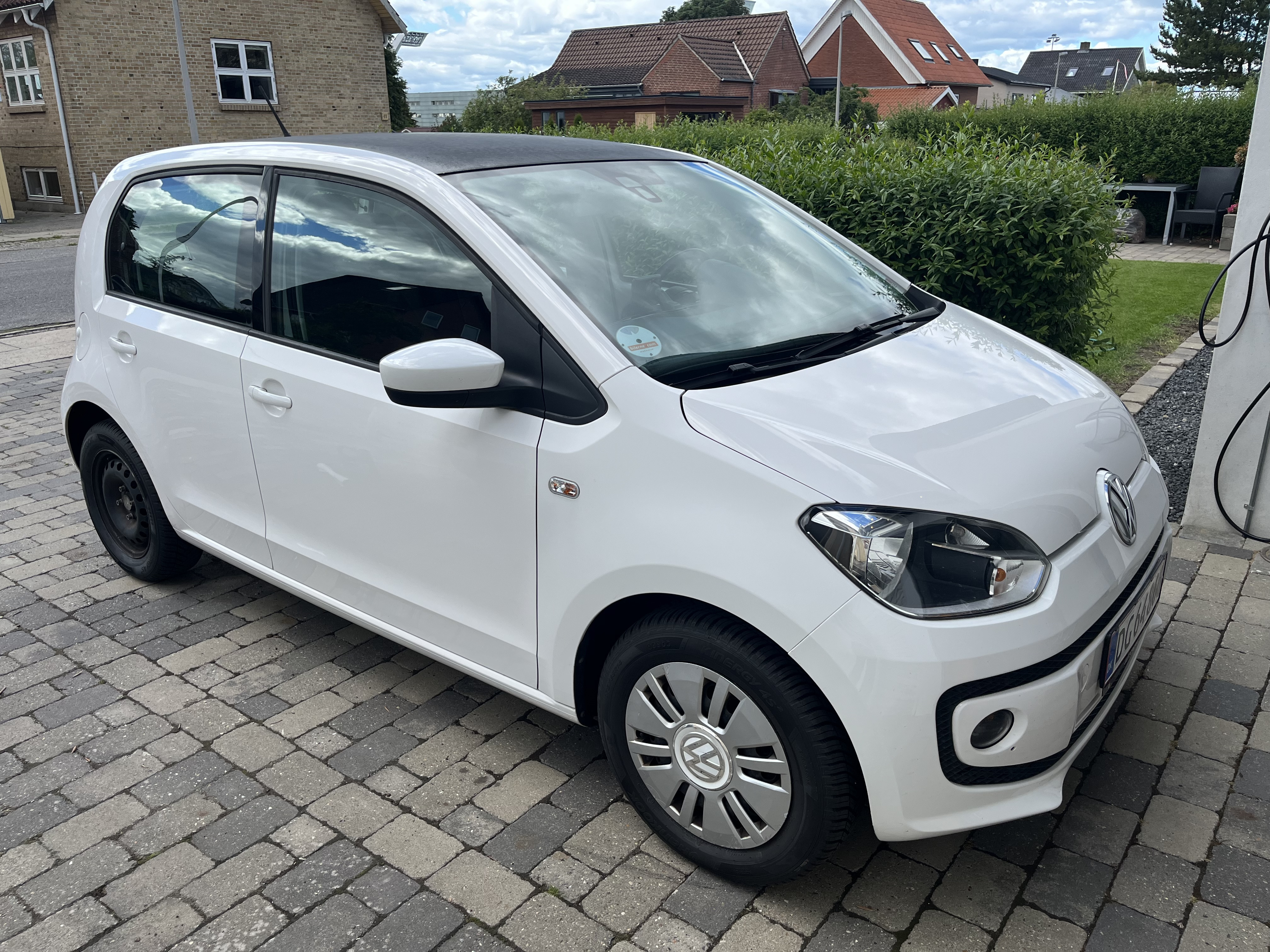 Hvid VW UP! fra 2014