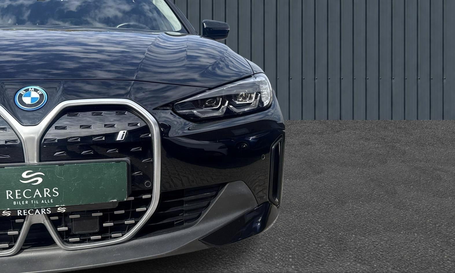 Sort BMW i4 fra 2023