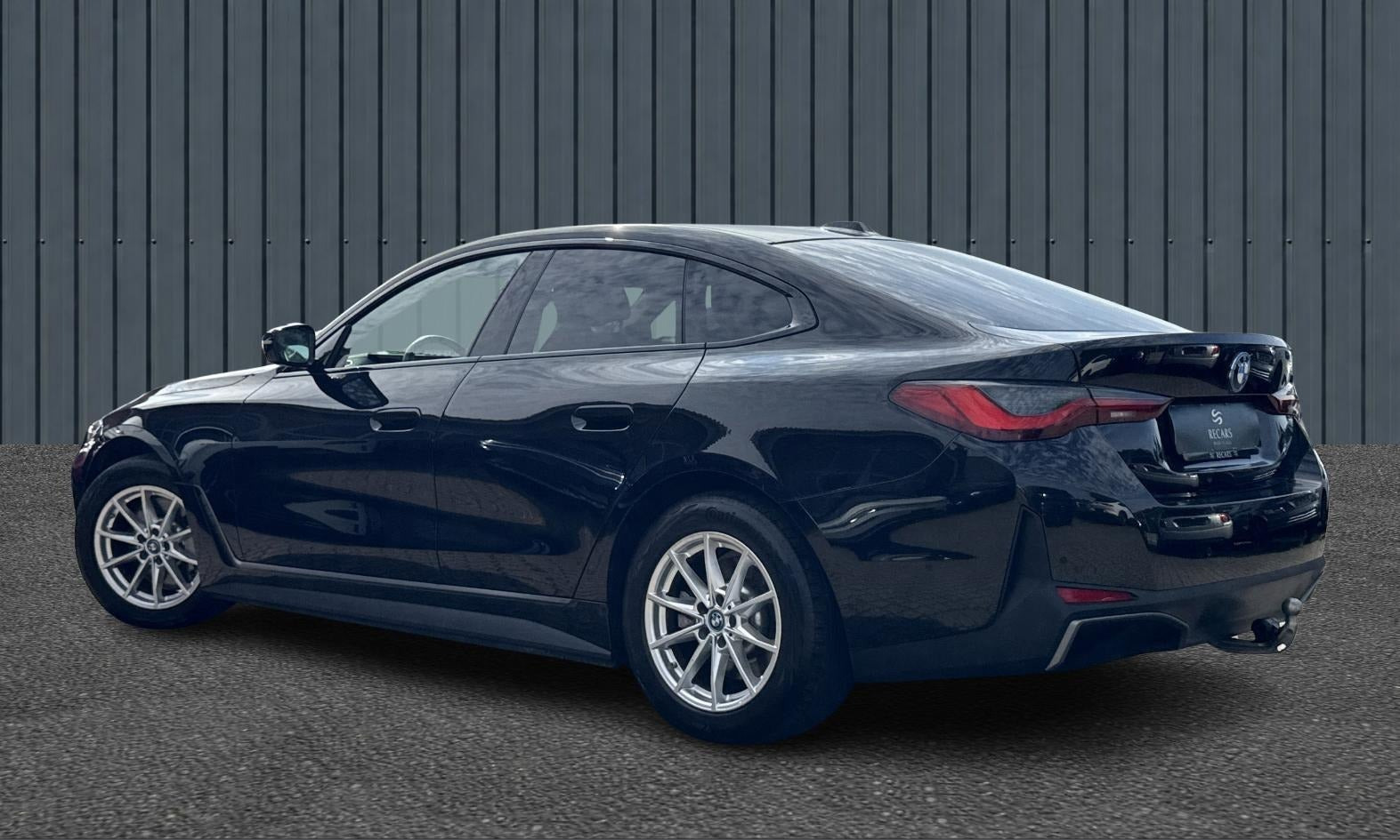 Sort BMW i4 fra 2023