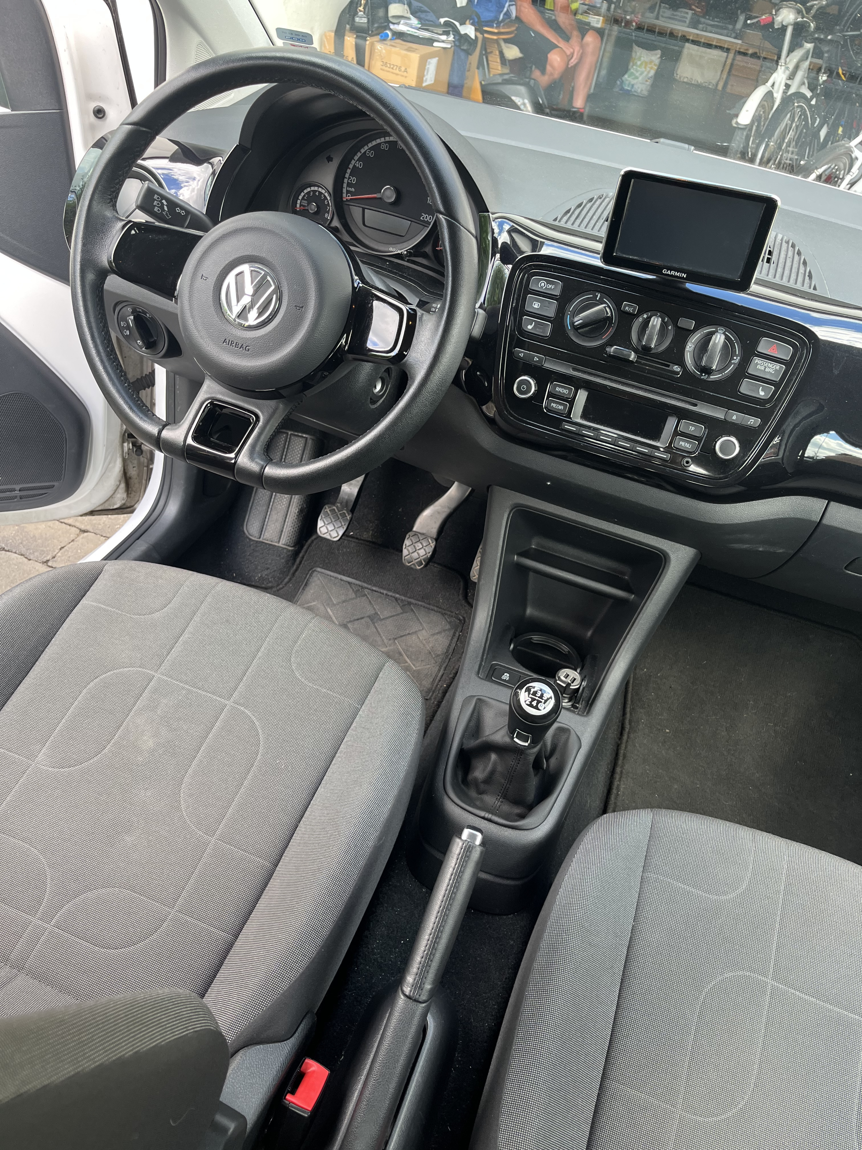 Hvid VW UP! fra 2014