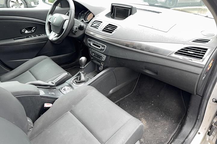 Sølv Renault Megane III fra 2012