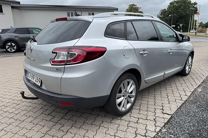 Sølv Renault Megane III fra 2012