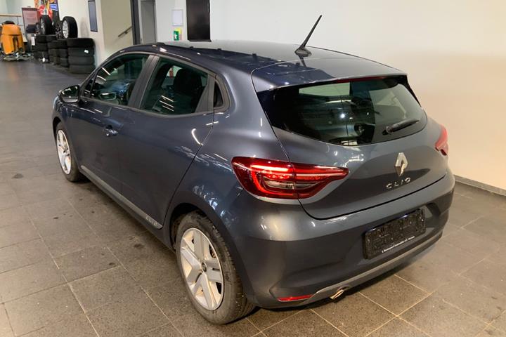 Grå Renault Clio V fra 2021