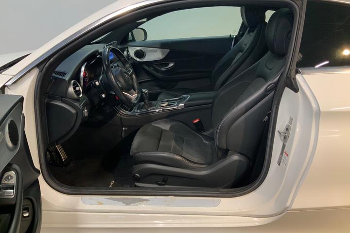 Hvid Mercedes C220 d fra 2017