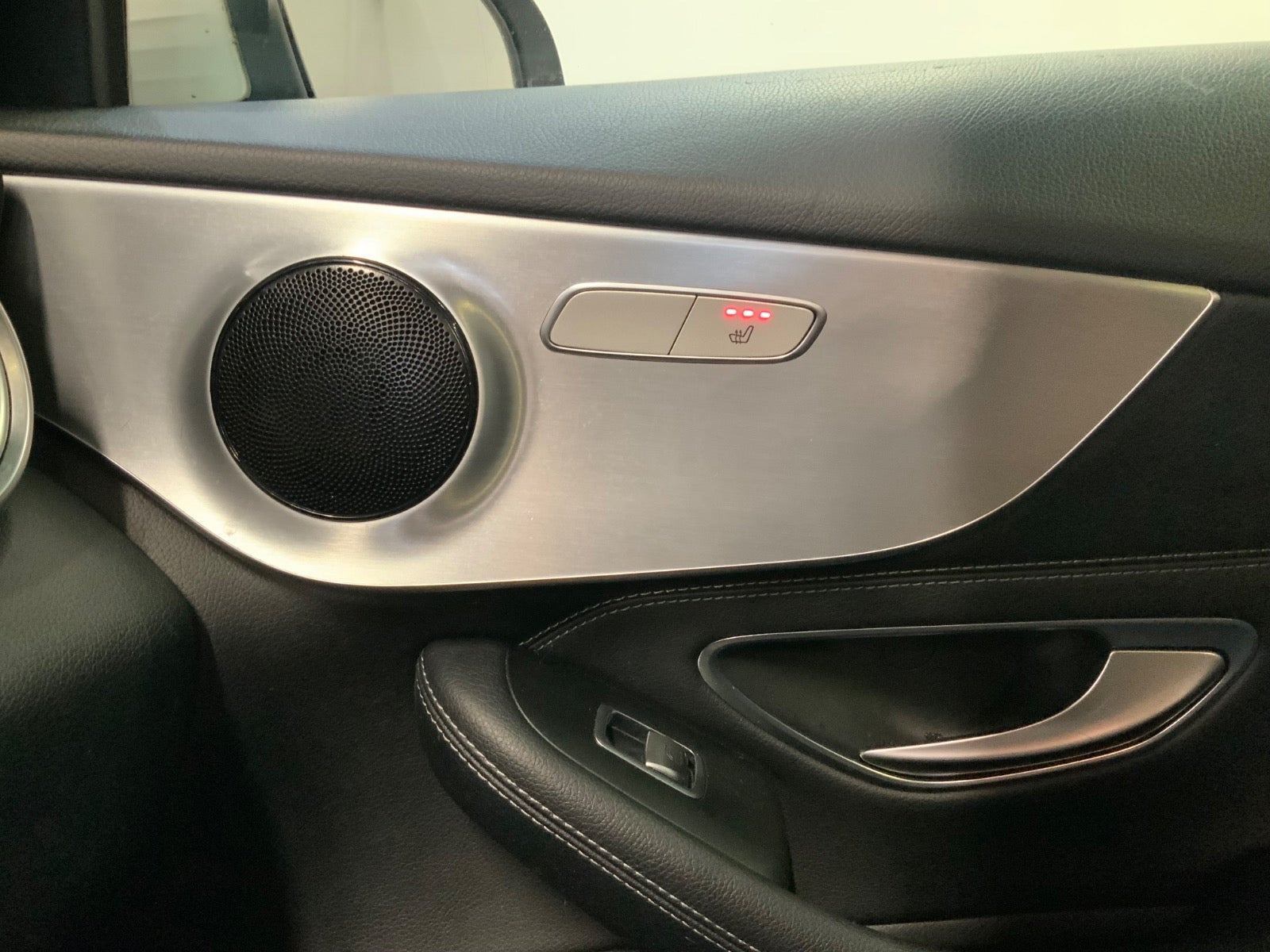 Hvid Mercedes C220 d fra 2017