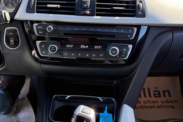 Hvid BMW 330i fra 2017