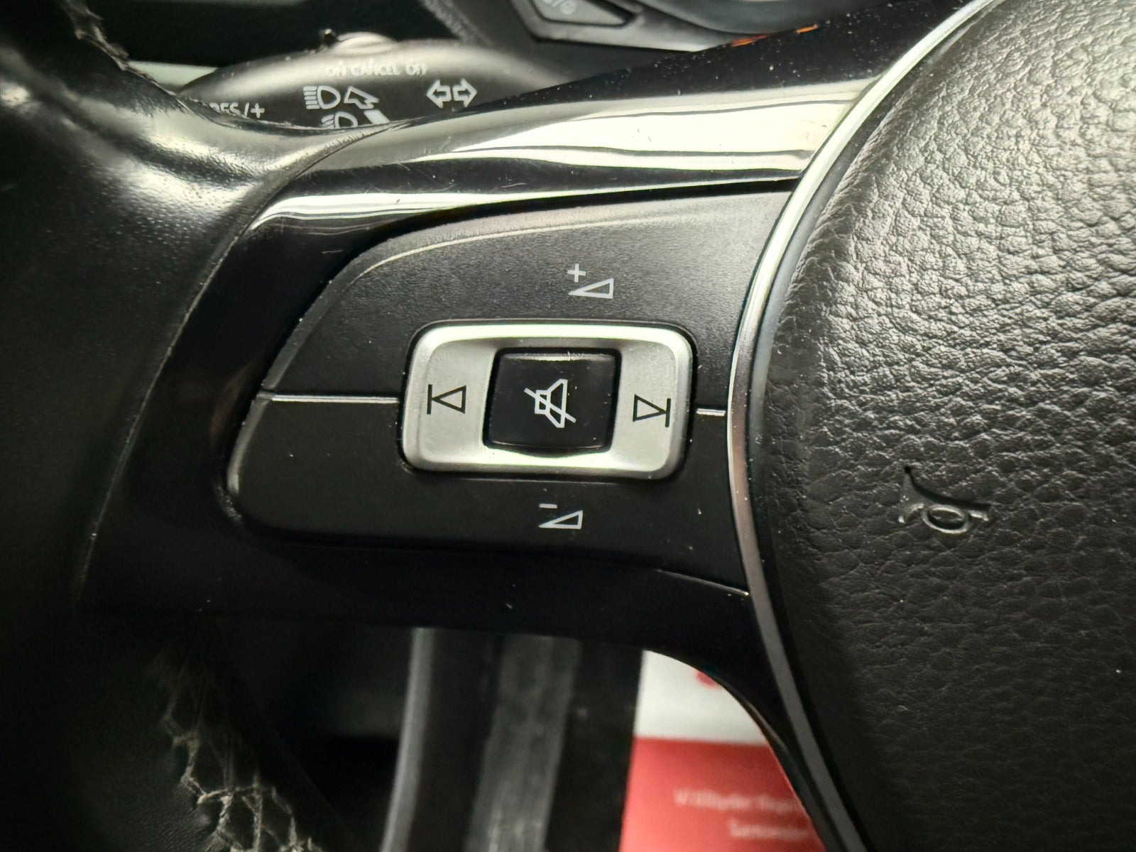 Grå VW Amarok fra 2016